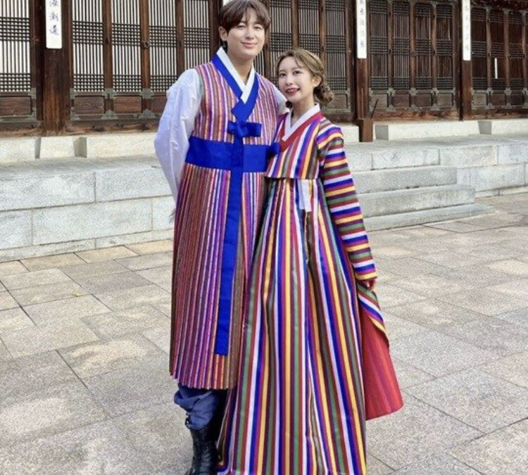 이지훈, 일본인 아내 ♥아야네와 한복 입고…”김치 홍보대사 됐다”