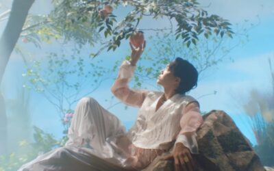 한복 없이 한복 연출한 비결…‘전통 힙’ 보여준 카이 ‘피치스’ 의상 스타일링