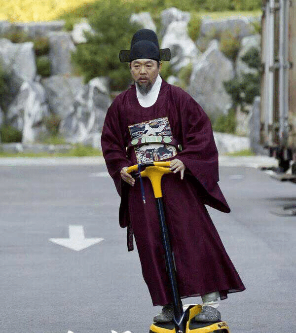 나 사극에 현대 문물 끼얹는거 좋아함
