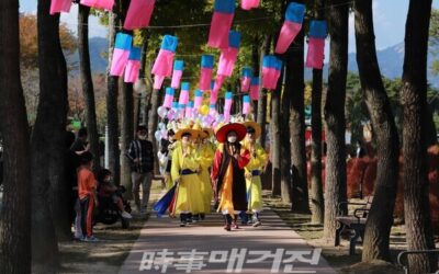 곡성군, 장미축제에서 ‘한복’ 활짝 피어나다