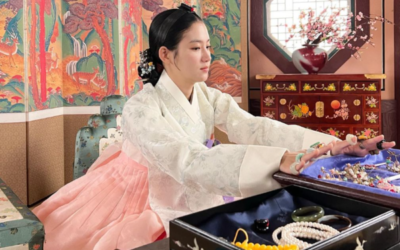 사극배우 ‘박주현’ 한복 속에 감춰진 반전 몸매 과시
