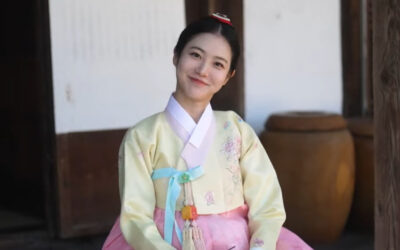‘첫 사극 도전’ 신예은 포스터 촬영 현장…”사실 외모에 제일 집중했죠♥”