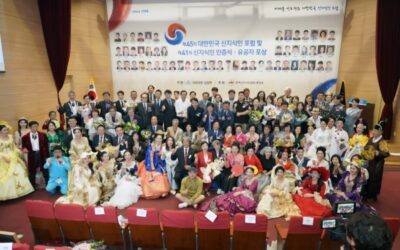국회에서 전통 한복 패션 쇼 열려 호평 …박명숙 궁중컬렉션 ‘제41회 신지식인 인증식’ 성료
