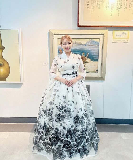 송가인, 한복으로 뽐낸 여신美..감탄 유발 ‘한복 여신’